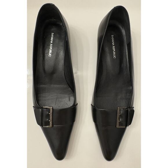 Banana Republic Women’s Black Leather Pointed Toe Flats Buckle Detail Size 7.5 - Picture 2 of 13